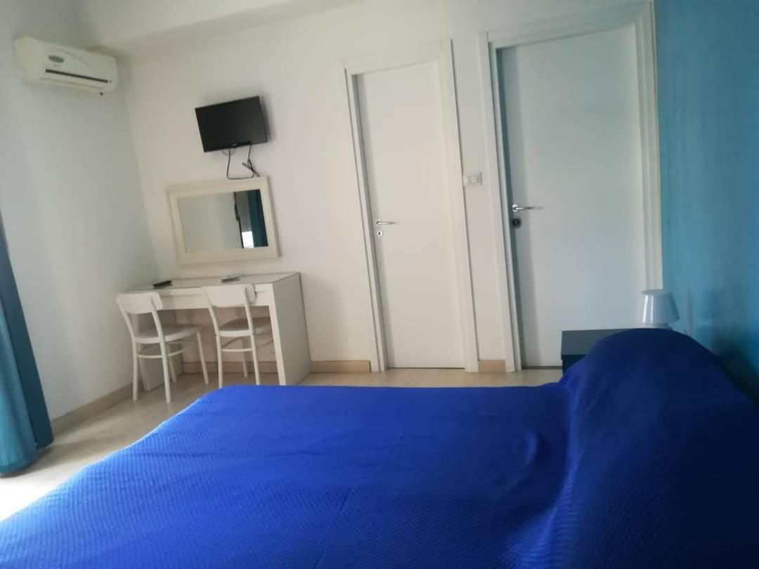 Barnet House Lamezia Apartment ลาเมเซ แตร์เม ภายนอก รูปภาพ