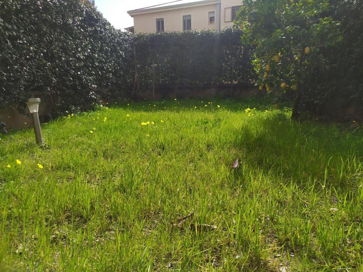 Barnet House Lamezia Apartment ลาเมเซ แตร์เม ภายนอก รูปภาพ